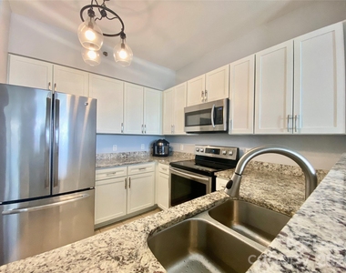 1315 East Boulevard - Photo Thumbnail 5