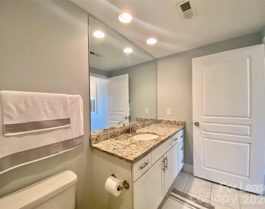 1315 East Boulevard - Photo Thumbnail 18