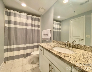 1315 East Boulevard - Photo Thumbnail 16