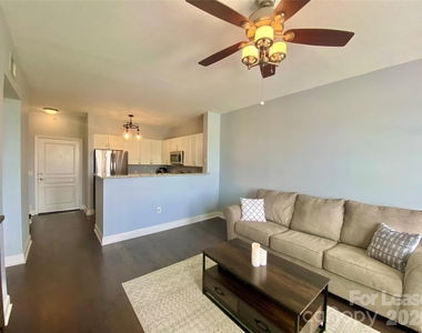 1315 East Boulevard - Photo Thumbnail 8