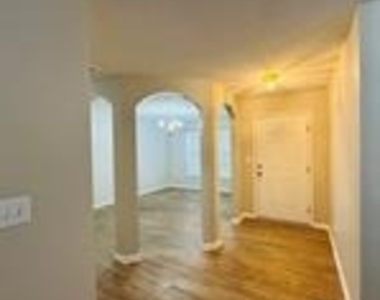 1725 Prism Place - Photo Thumbnail 11