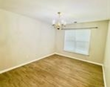 1725 Prism Place - Photo Thumbnail 17