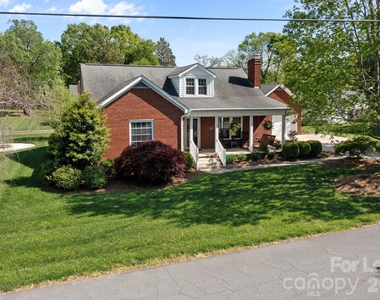 783 Sw Pearl Avenue - Photo Thumbnail 42