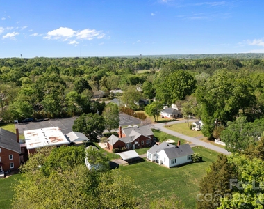 783 Sw Pearl Avenue - Photo Thumbnail 35