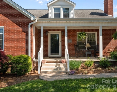 783 Sw Pearl Avenue - Photo Thumbnail 2