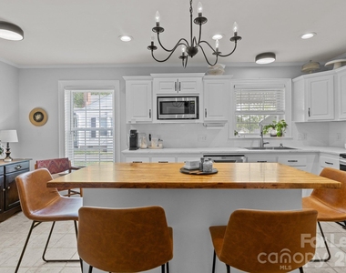 783 Sw Pearl Avenue - Photo Thumbnail 13