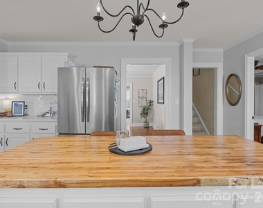 783 Sw Pearl Avenue - Photo Thumbnail 12