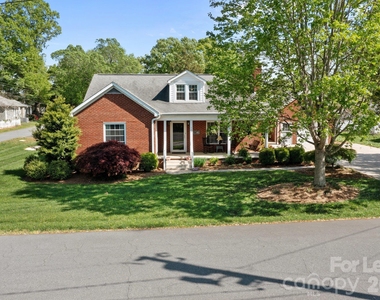 783 Sw Pearl Avenue - Photo Thumbnail 43