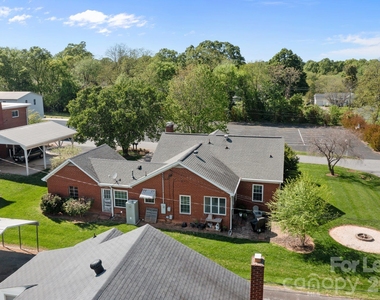 783 Sw Pearl Avenue - Photo Thumbnail 38