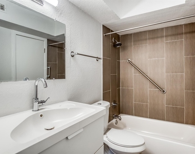 5708 Hudson Street - Photo Thumbnail 4