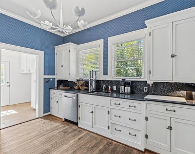 3511 Dartmouth Avenue - Photo Thumbnail 12