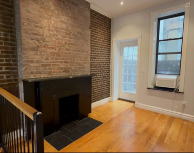 53 Leroy Street - Photo Thumbnail 2