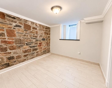 53 Leroy Street - Photo Thumbnail 6