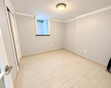 53 Leroy Street - Photo Thumbnail 5