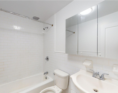 West 80th Street - Photo Thumbnail 5