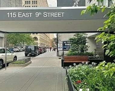 East 9th Street - Photo Thumbnail 13