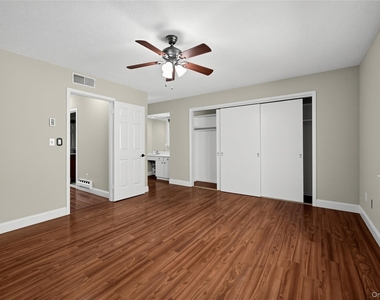 175 Heritage Hills - Photo Thumbnail 9