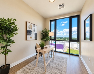 701 Ridge Hill Boulevard - Photo Thumbnail 5