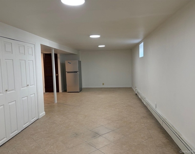 7729 80th Street - Photo Thumbnail 6