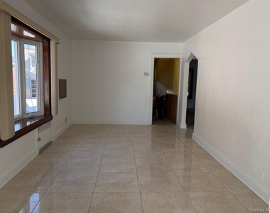 7729 80th Street - Photo Thumbnail 1