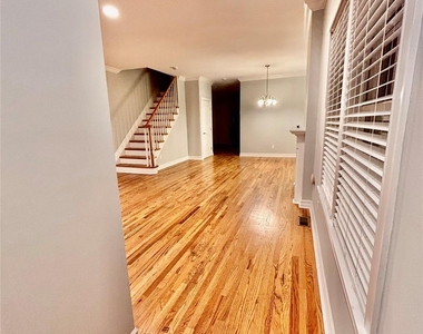 1 Owen Street - Photo Thumbnail 28
