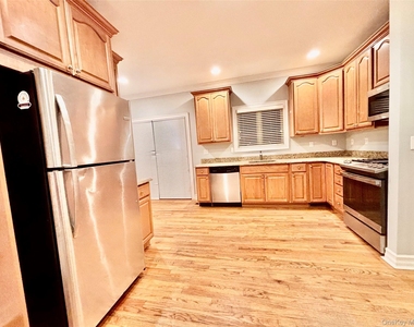 1 Owen Street - Photo Thumbnail 12