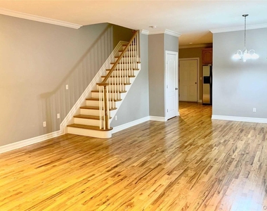 1 Owen Street - Photo Thumbnail 26