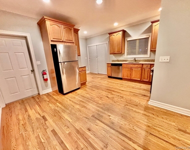 1 Owen Street - Photo Thumbnail 15