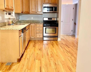 1 Owen Street - Photo Thumbnail 16