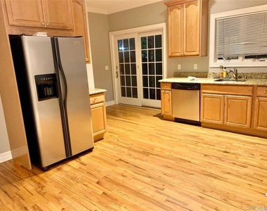 1 Owen Street - Photo Thumbnail 10
