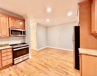 1 Owen Street - Photo Thumbnail 11