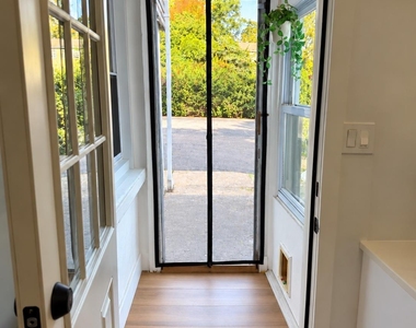 266 5th Avenue - Photo Thumbnail 4