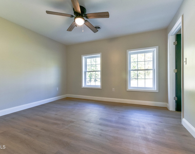 64 Burton Avenue - Photo Thumbnail 22