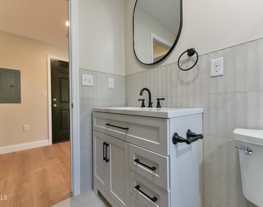 64 Burton Avenue - Photo Thumbnail 26