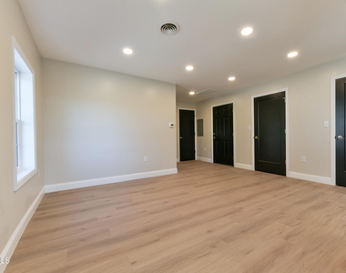 64 Burton Avenue - Photo Thumbnail 16