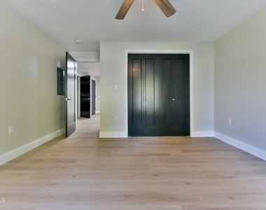 64 Burton Avenue - Photo Thumbnail 13