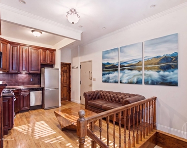 235 W 137th Street - Photo Thumbnail 2