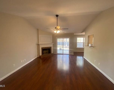 221 Hollyhock Lane - Photo Thumbnail 4