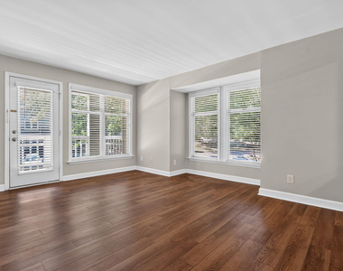 1021 Nicholwood Drive - Photo Thumbnail 13
