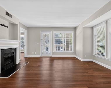 1021 Nicholwood Drive - Photo Thumbnail 11