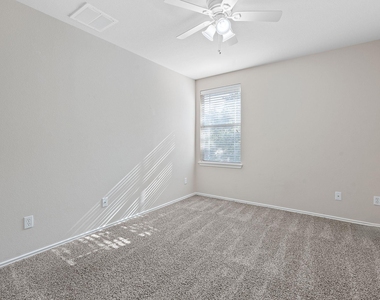 10512 Wylie Dr - Photo Thumbnail 14