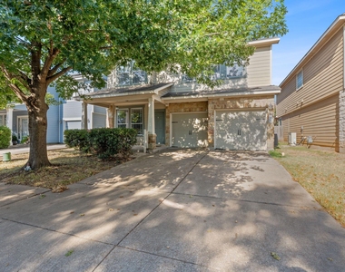 10512 Wylie Dr - Photo Thumbnail 1