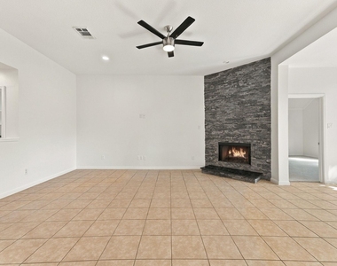 6309 Clarion Dr - Photo Thumbnail 6