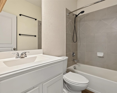 1244 Nevarez Dr - Photo Thumbnail 30