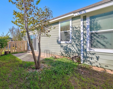 1244 Nevarez Dr - Photo Thumbnail 37