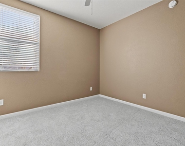 1244 Nevarez Dr - Photo Thumbnail 33