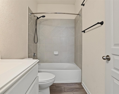 1244 Nevarez Dr - Photo Thumbnail 31