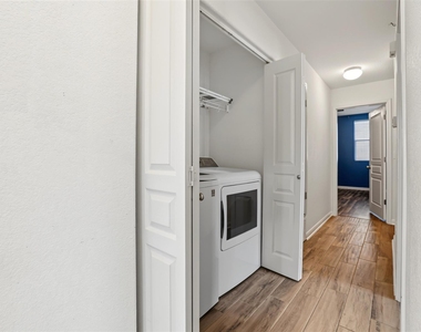 1244 Nevarez Dr - Photo Thumbnail 35