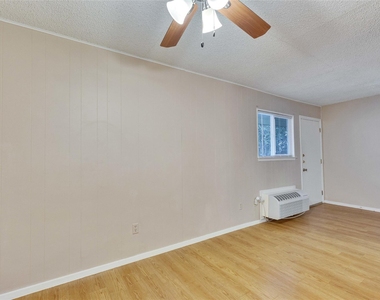 400 W 34th St - Photo Thumbnail 14