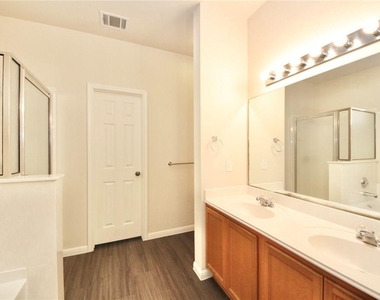 9521 Stanwich Dr - Photo Thumbnail 9